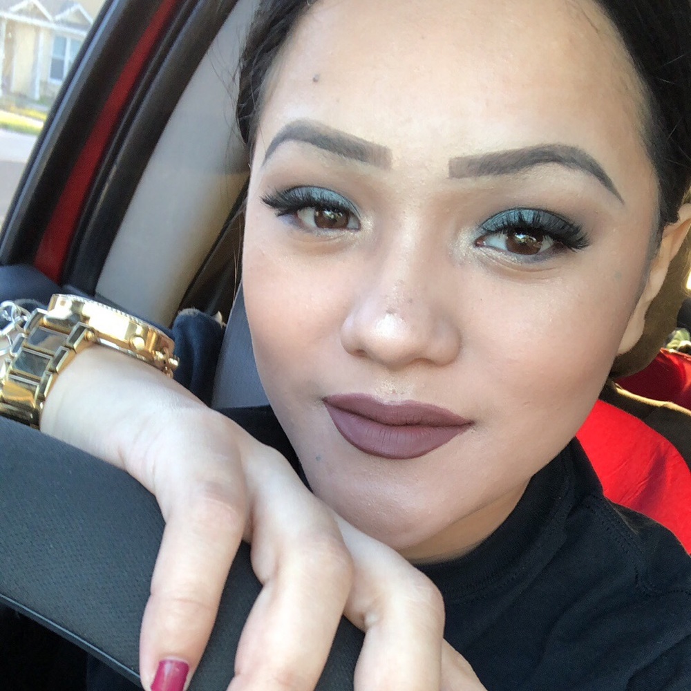 Meet your Posher, Diana